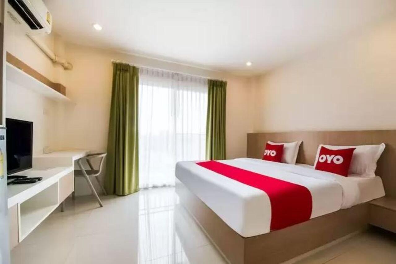 Oyo 306 Paradise Park Laemchabang Si Racha Bagian luar foto
